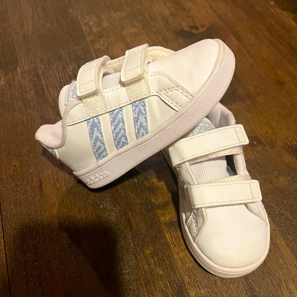 White adidas toddler